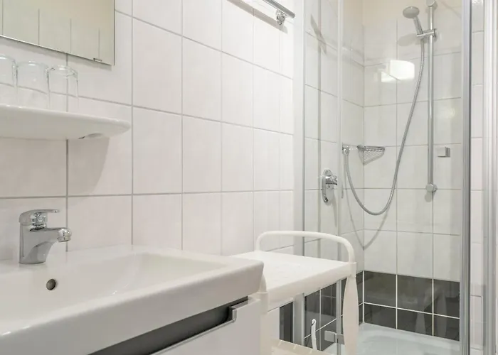 アパート 325, Seepark ゼリン